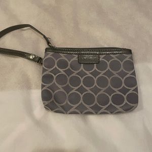 Nine West Gray Wallet/Wristlet